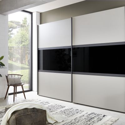 Gallery 18