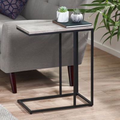 Staten Drinks Table