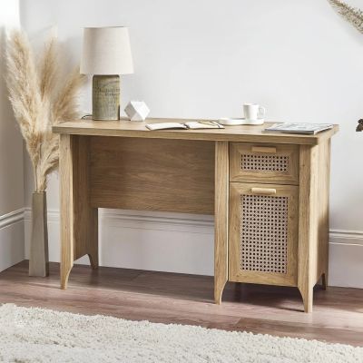 Sydney Desk